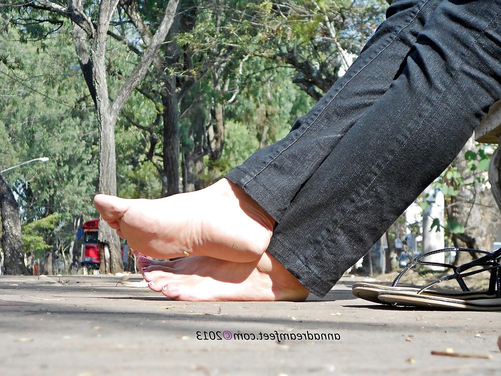 19P Pretty feet in heels 10