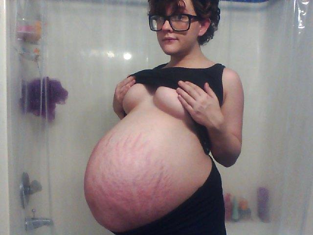 17P Pregnant set, twins