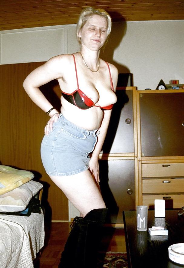 15P SAG - Sexy Babe Short Jeans Mini Wht Blouse & Change Bra 07