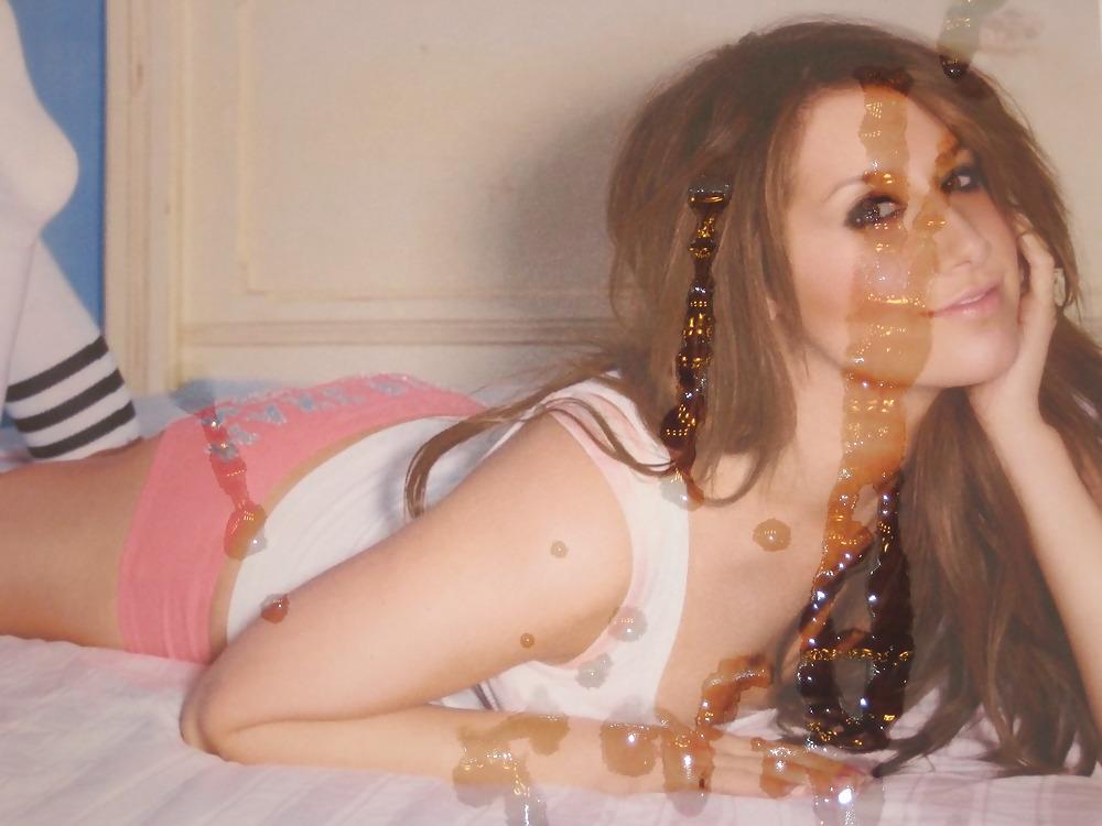 15P Cum on celeb
