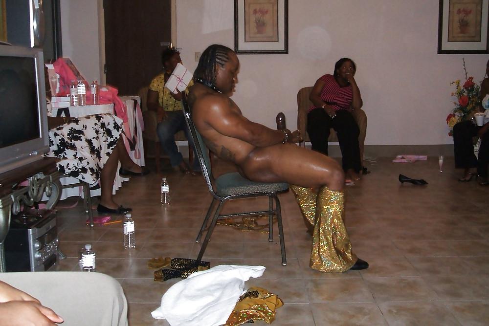 25P Real Private Male Stripp Party (CFNM)