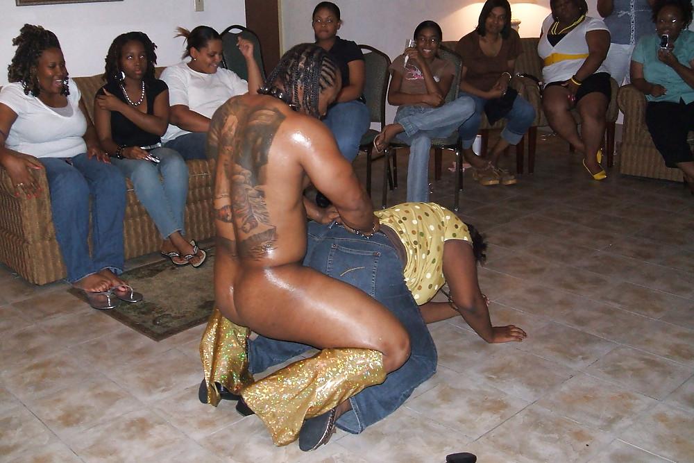 25P Real Private Male Stripp Party (CFNM)