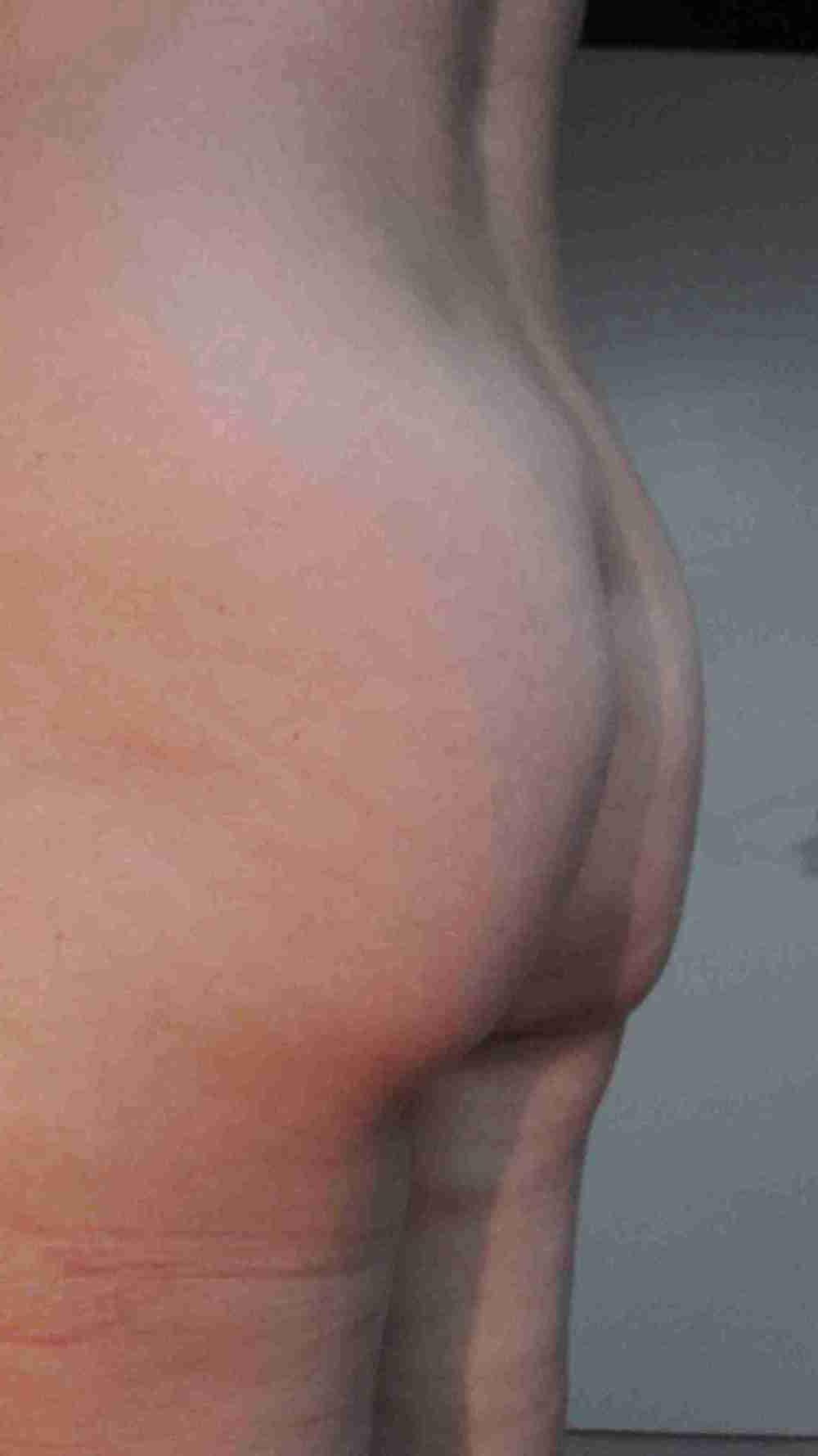 21P Lizann zeigt Arsch und Fotze. Lizann posing Ass and Cunt