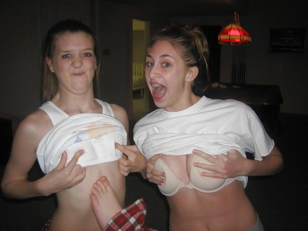 25P Bra Babes 123