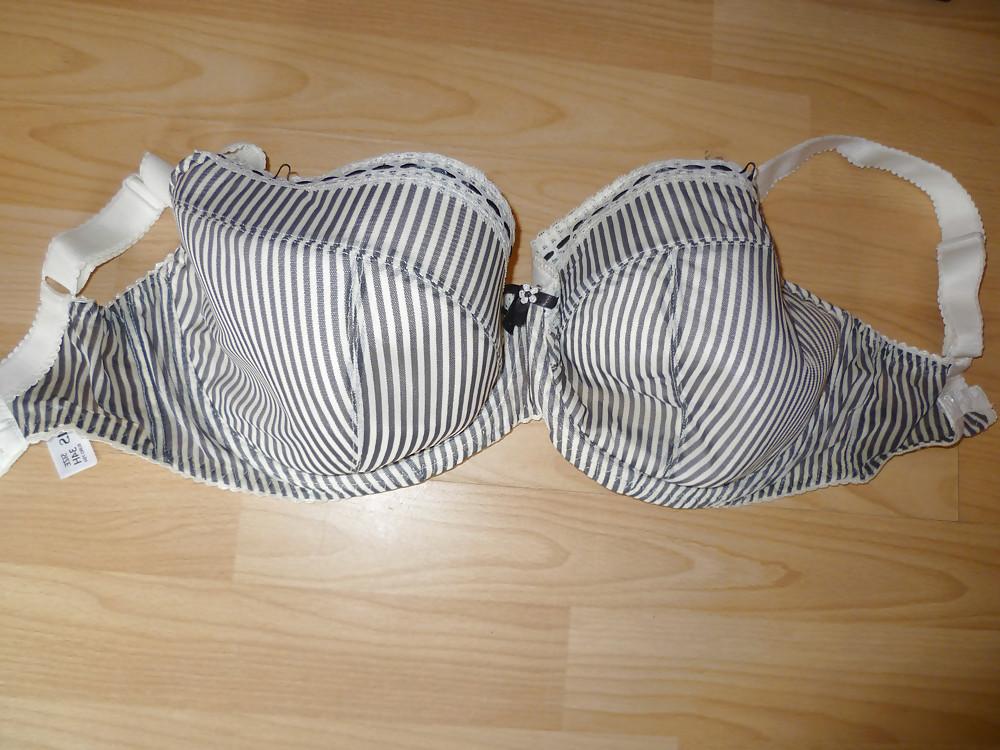 25P Used G cup bra