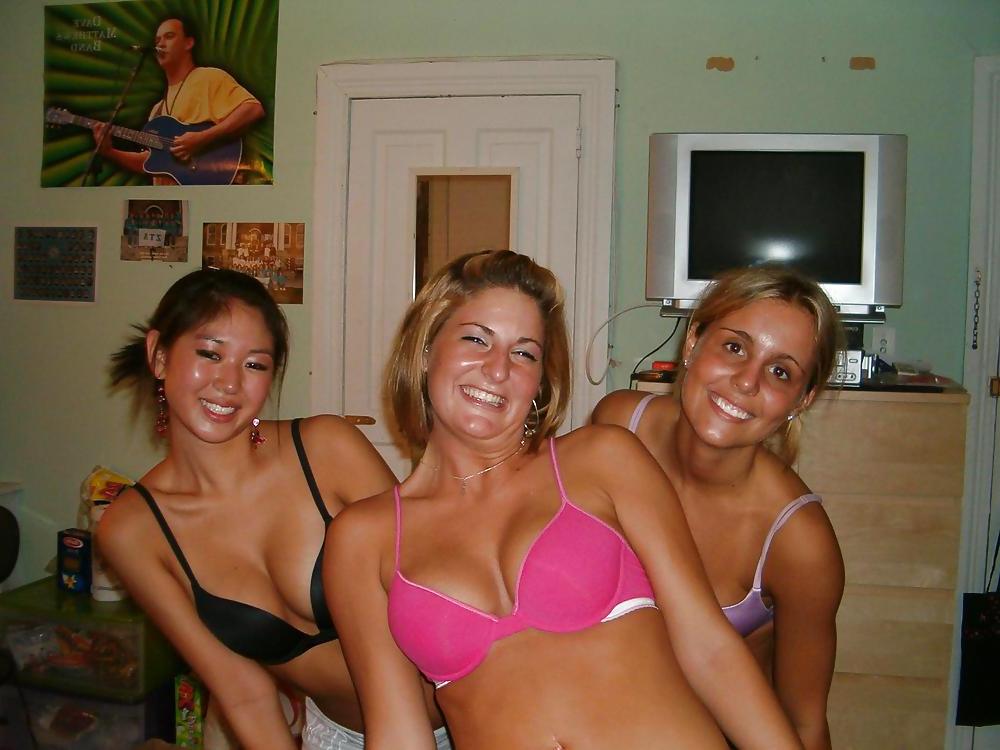 25P Bra Babes 81