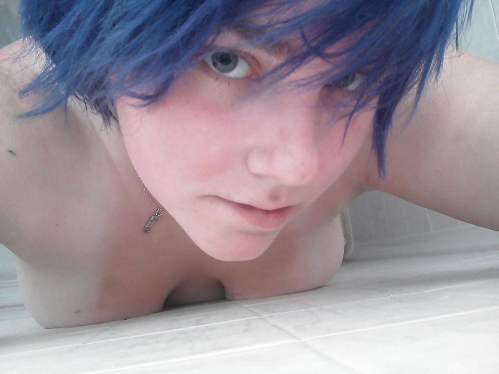 20P Sexy Shower Teases and Shots