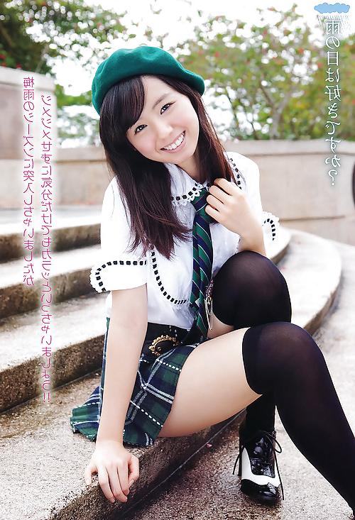 19P Japanese pleats, panties and upskirts