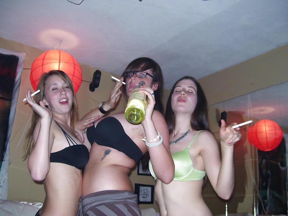25P Bra Babes 60