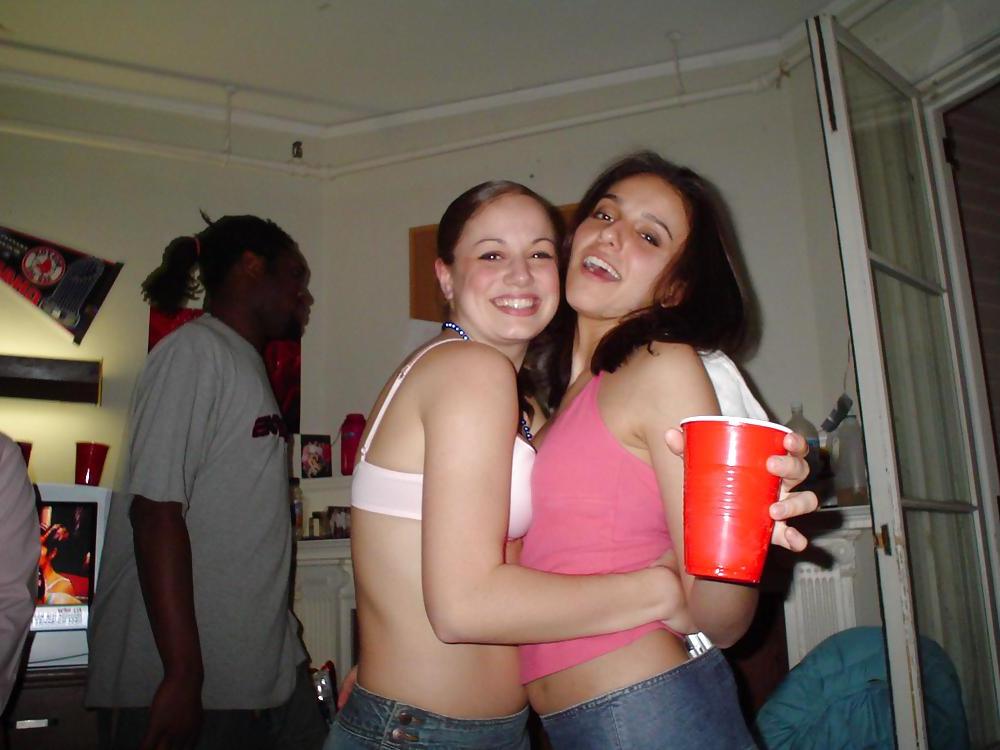 25P Bra Babes 60