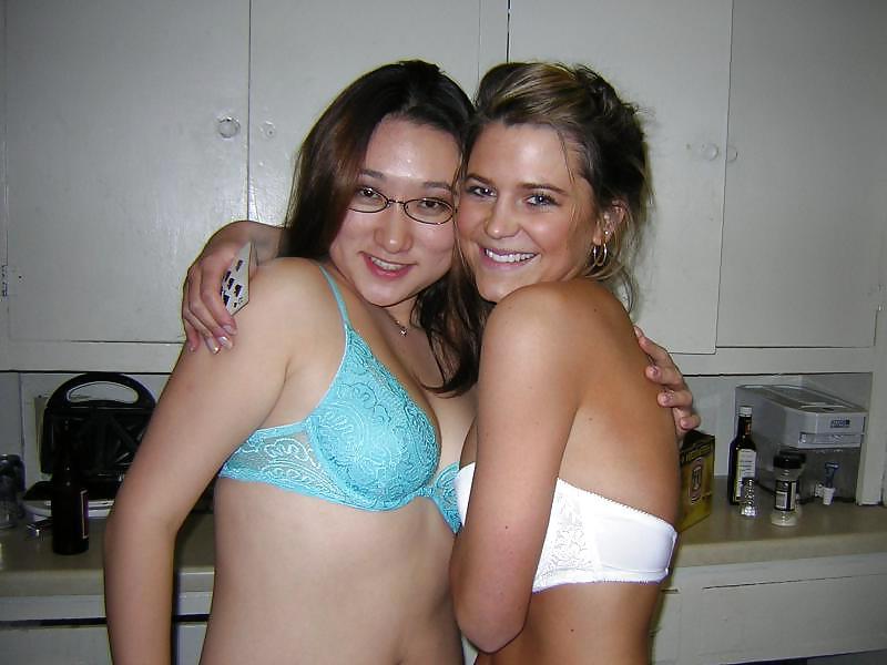 25P Bra Babes 65