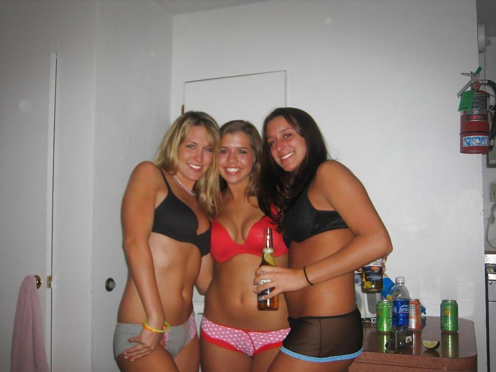 25P Bra Babes 94