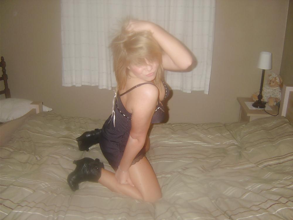 25P Amateur Teen's 53