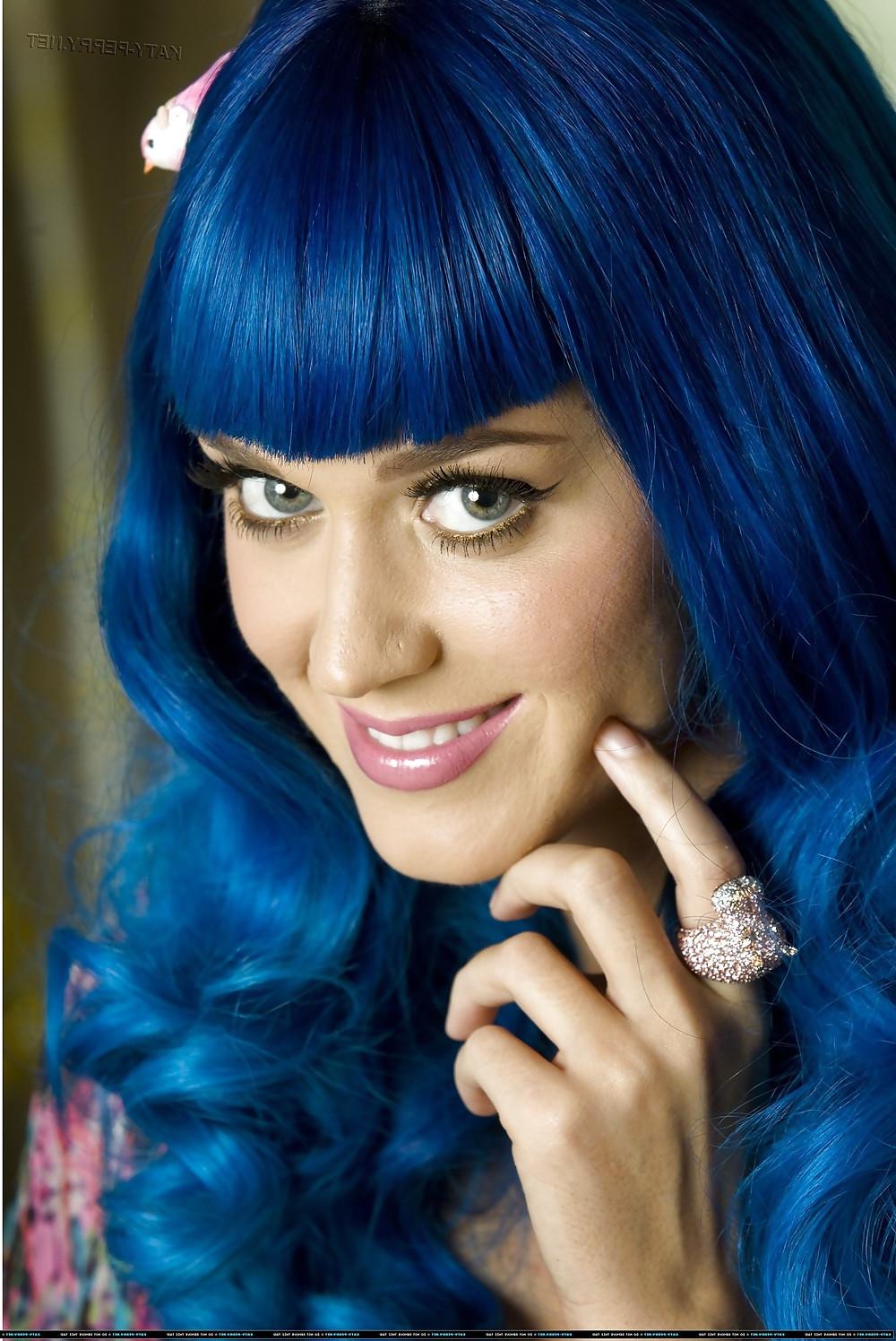 4P Cum on Katy Perry