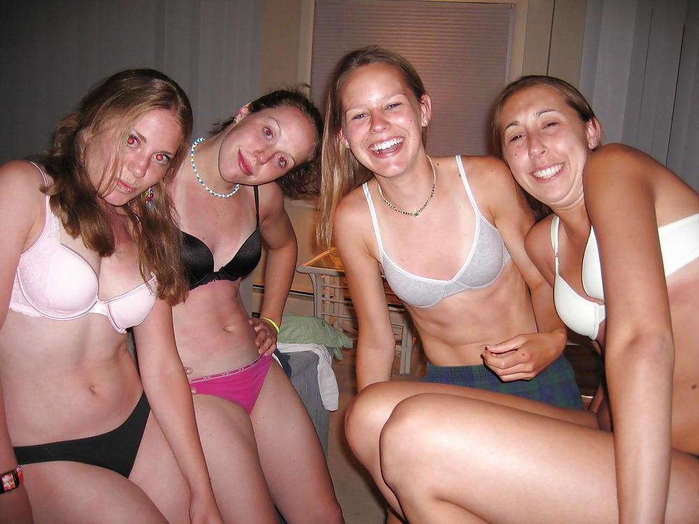 25P Bra Babes 71