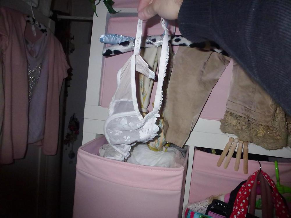 12P Cum on my Mother in Law's bra 3