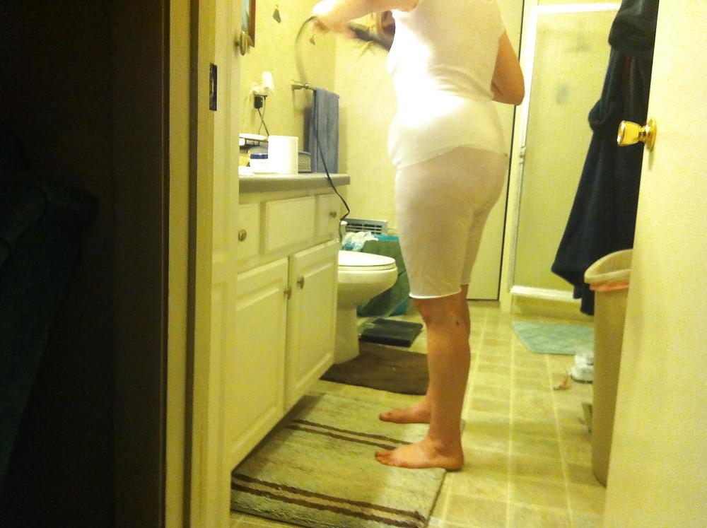 19P Sexy Mormon MILF in garments