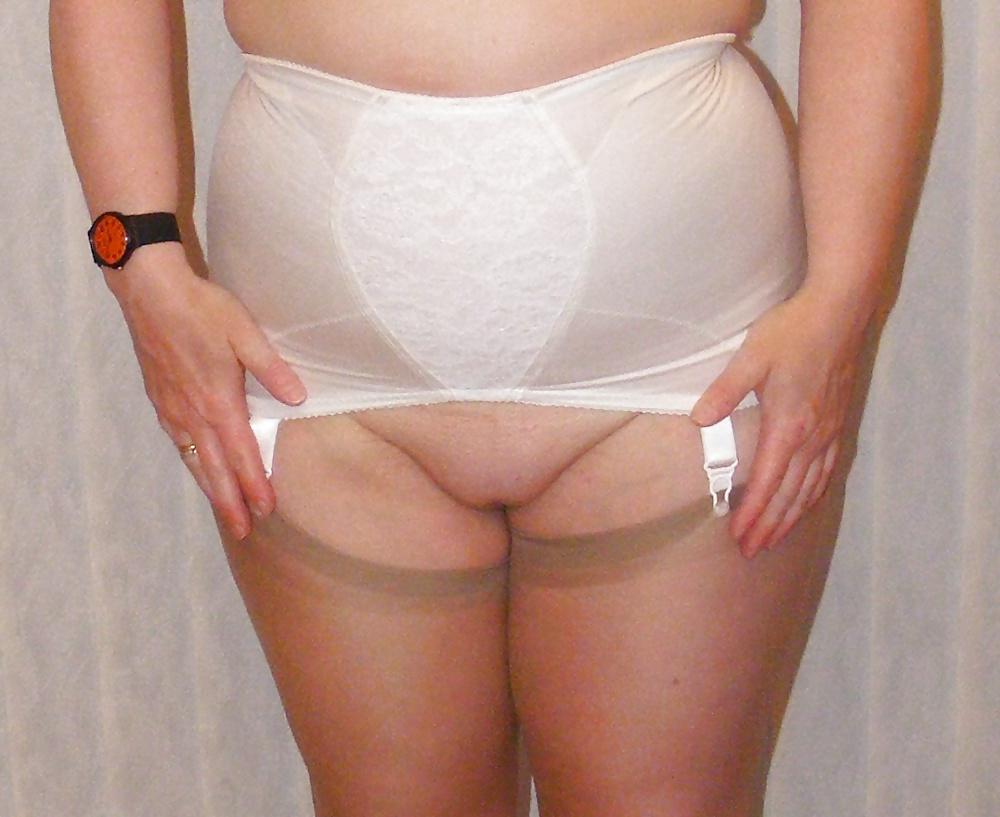 20P Girdle and stockings, no panties