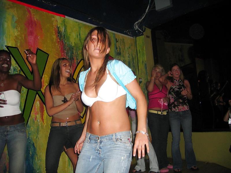 25P Bra Babes 108