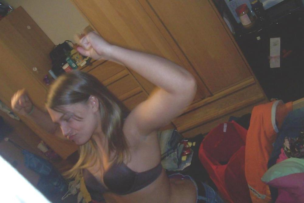 25P Bra Babes 108