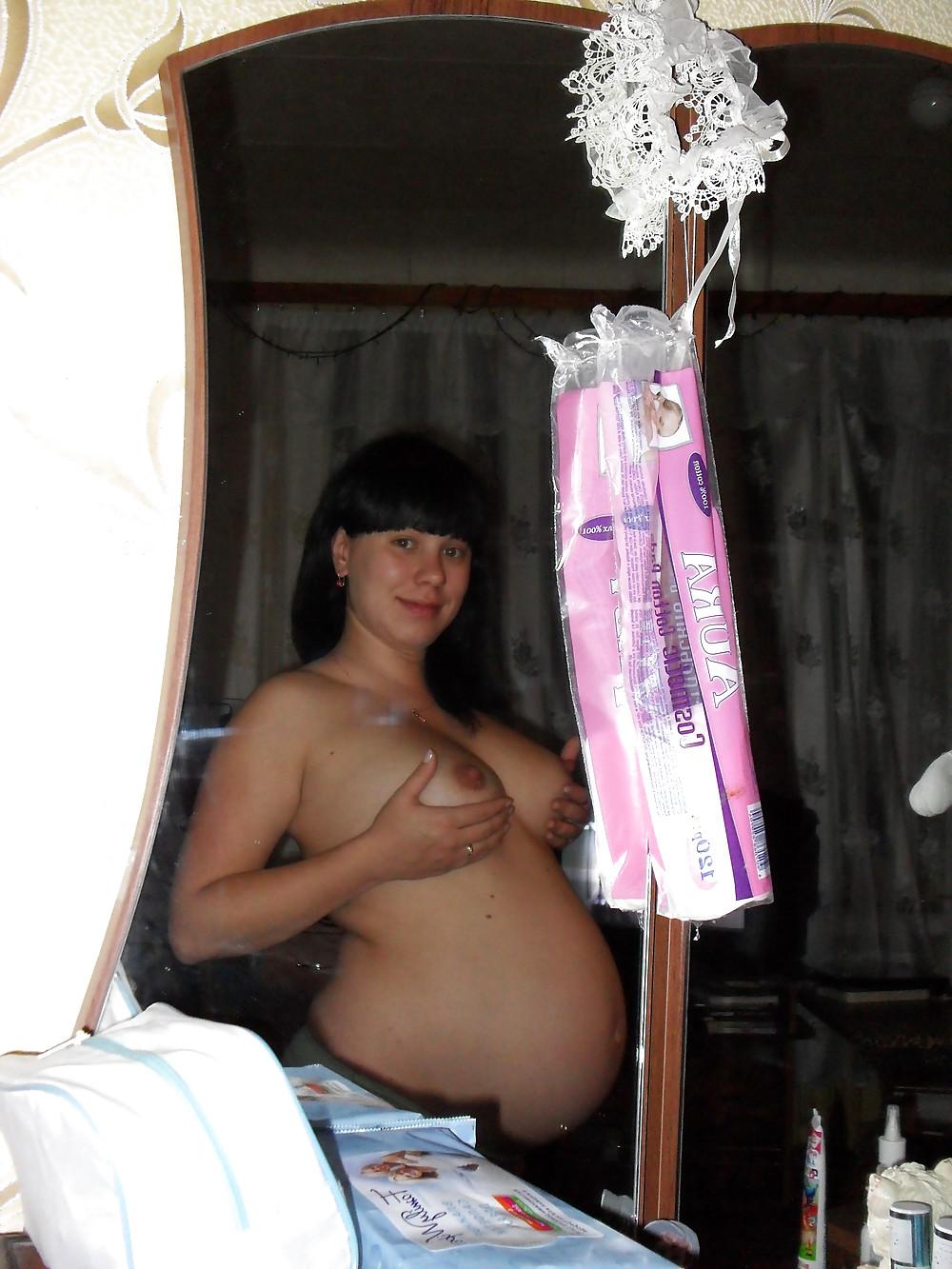 25P Pregnant milf
