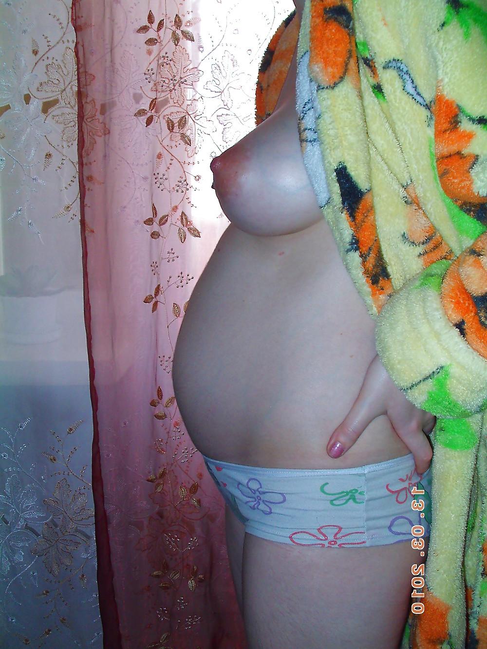 25P Hot pregnant moms pix