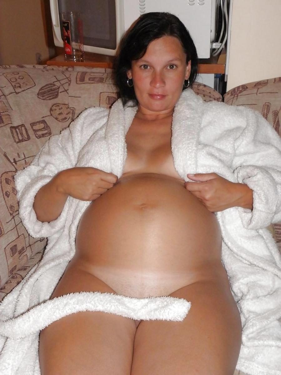 25P Hot pregnant moms pix