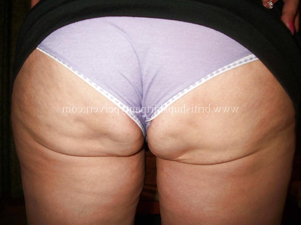 13P Just a few from my latest model, 55yr old Essex milf Cindy!