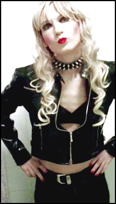 23P Slutty tease Sandy