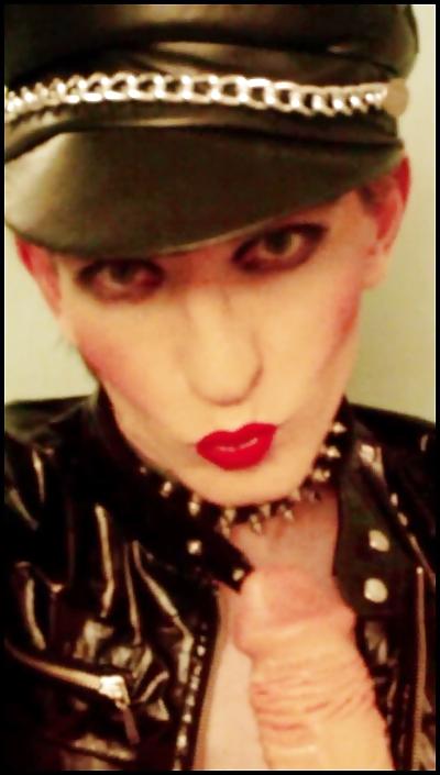 23P Slutty tease Sandy