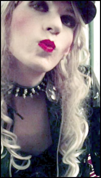 23P Slutty tease Sandy