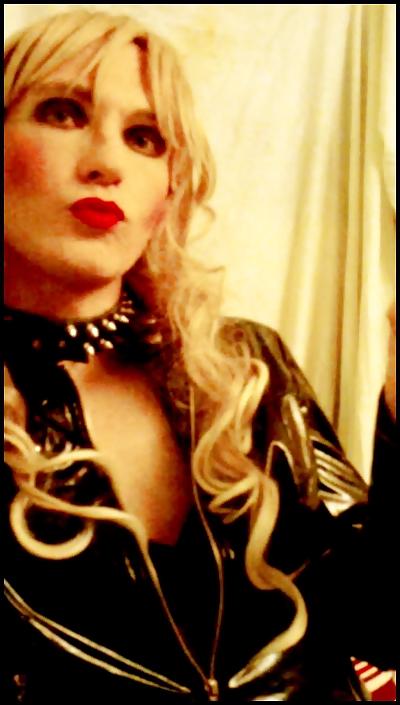 23P Slutty tease Sandy