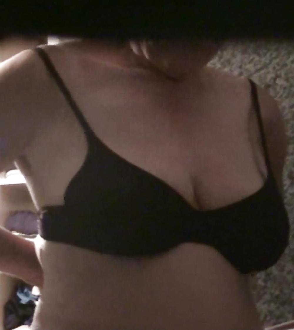 8P Love to wear neighbours bra