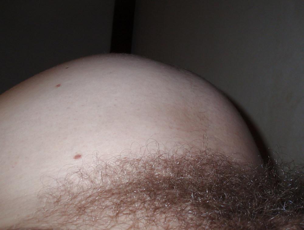 23P Me 8 months pregnant