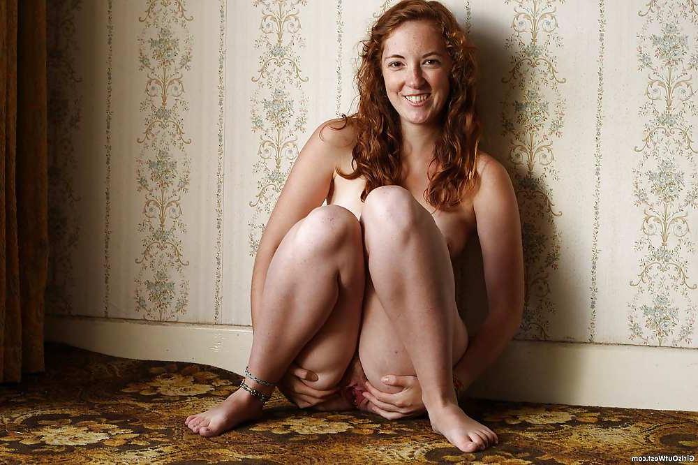 16P Amateur redhead girl spreads her hairy cunt lips