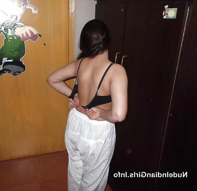 20P Newly Wed Indian Couples Nude in Hotel Room
