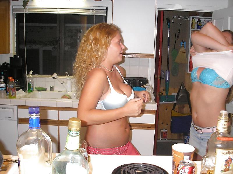 25P Bra Babes 109