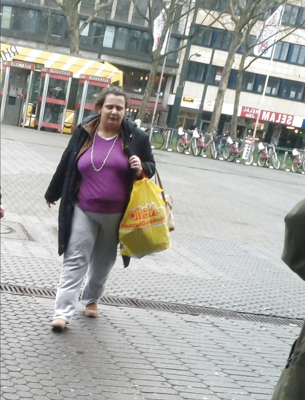 9P GYPSY MOM  WITH FAT HANGERS WITHOUT BRA