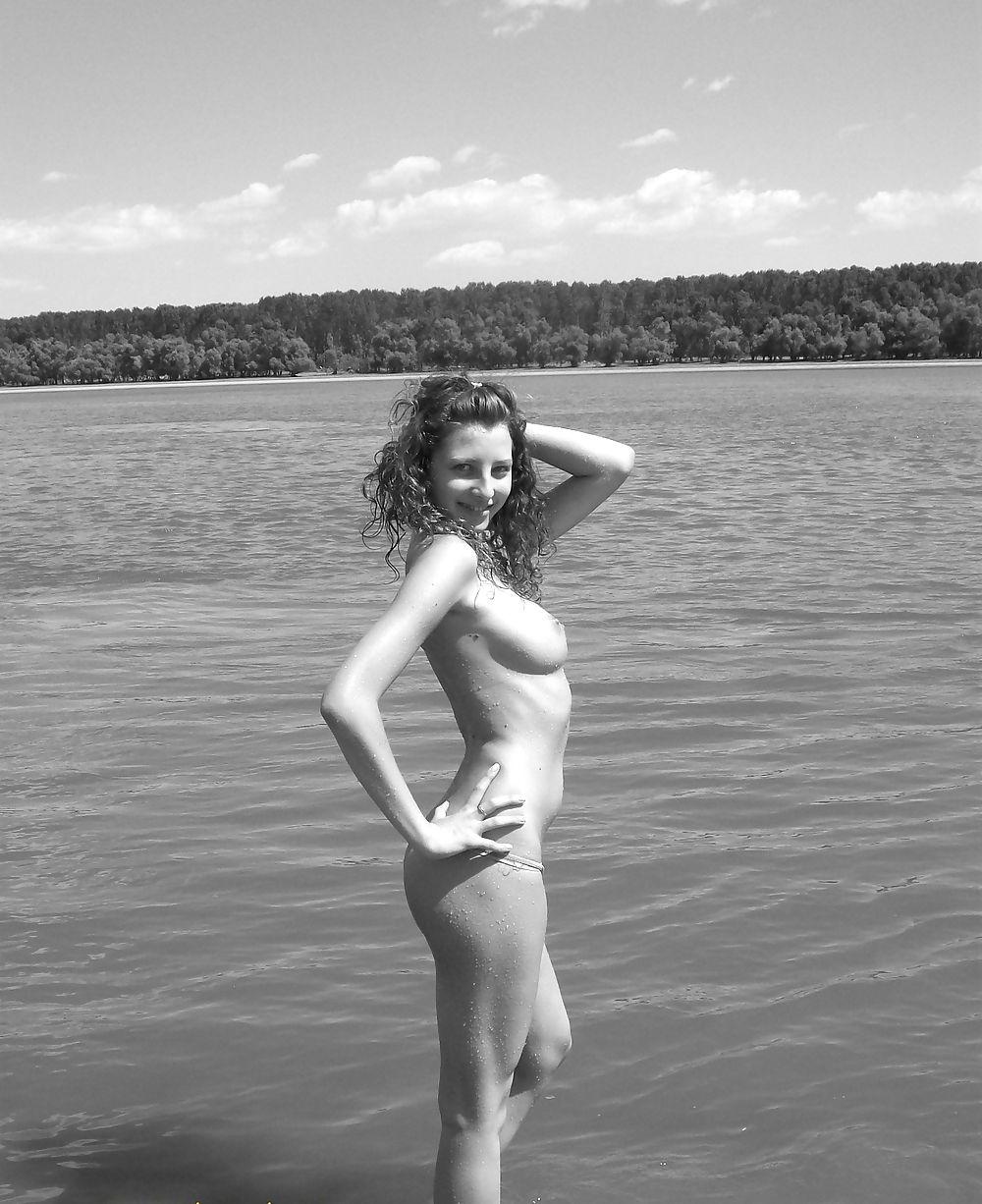 25P Pretty Amateur Brunette 13