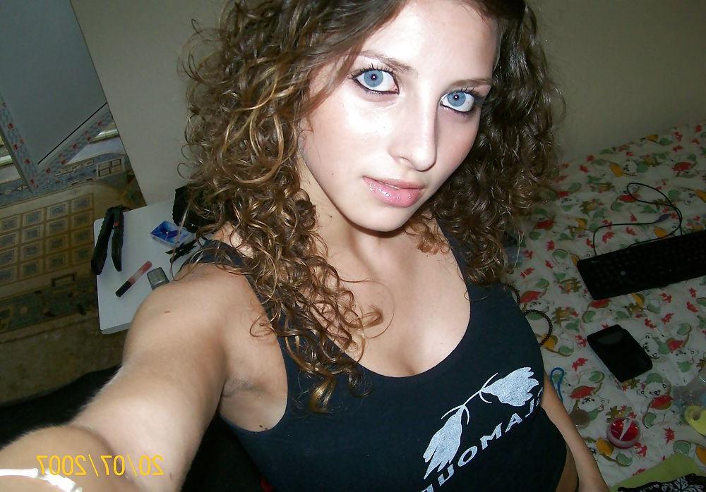 25P Pretty Amateur Brunette 13