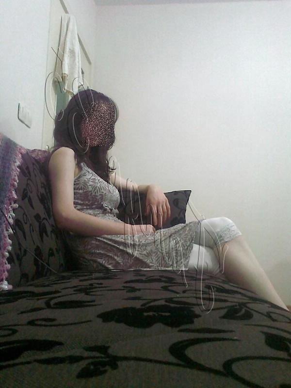 25P Turkish Pregnant Slut Ayla Part I