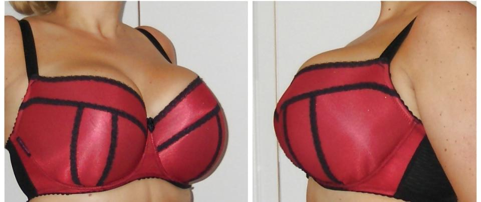10P Big bra bloggers 