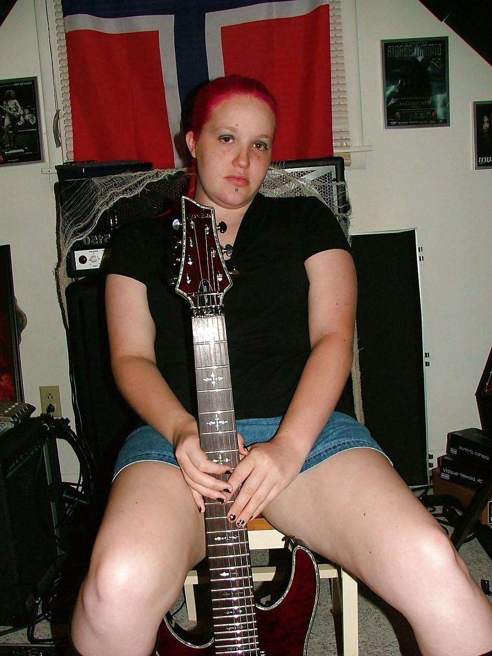 25P Sexy Ex-Wife with My Guitar (Showing Her Big Pussy Lips)