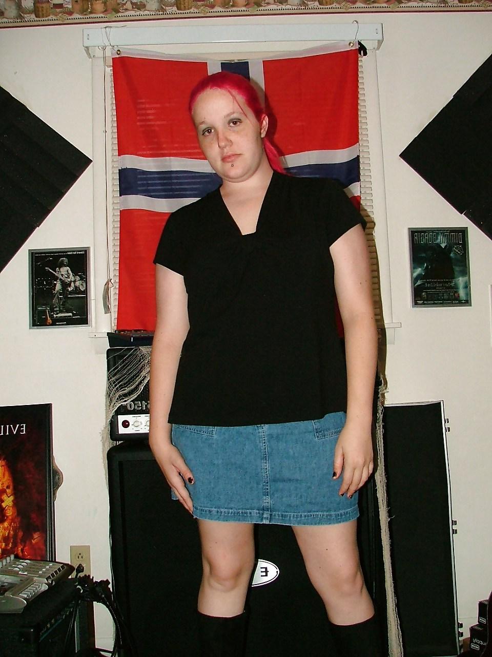 25P Sexy Ex-Wife with My Guitar (Showing Her Big Pussy Lips)