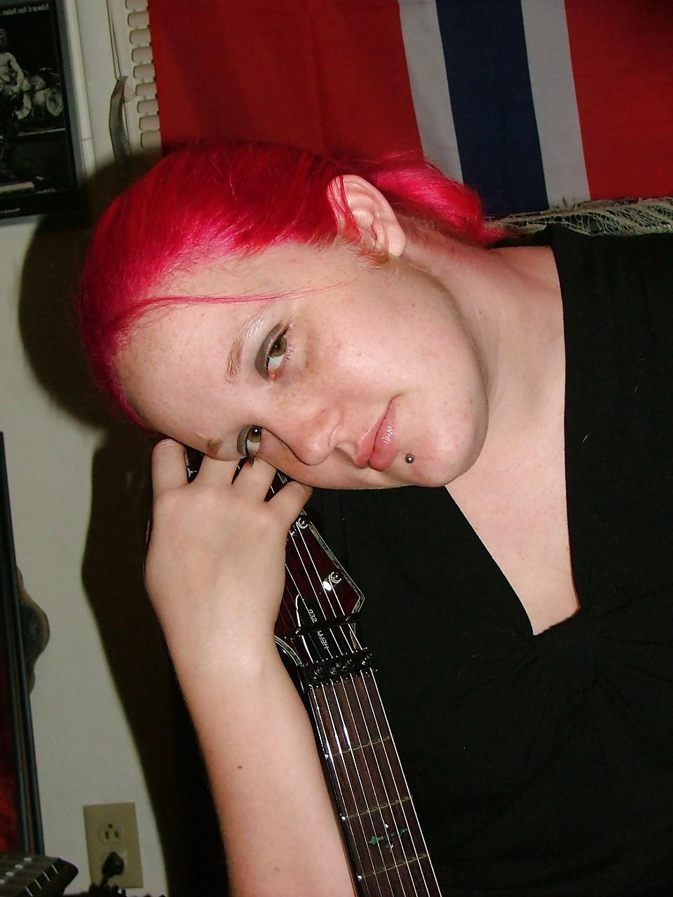 25P Sexy Ex-Wife with My Guitar (Showing Her Big Pussy Lips)