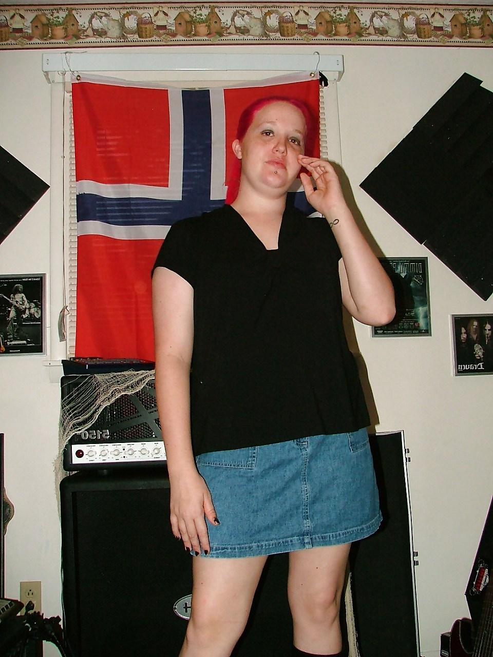 25P Sexy Ex-Wife with My Guitar (Showing Her Big Pussy Lips)