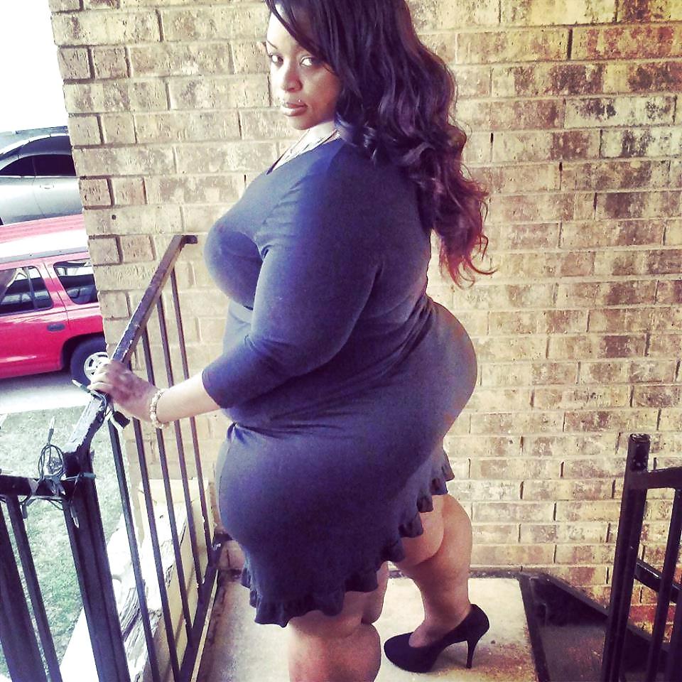 24P My Thick Chicks 4
