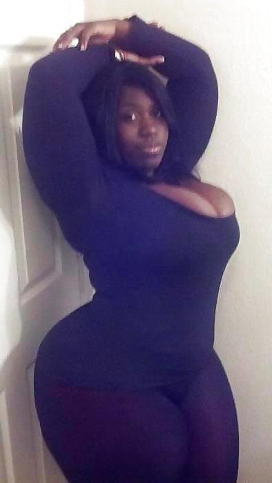 24P My Thick Chicks 4