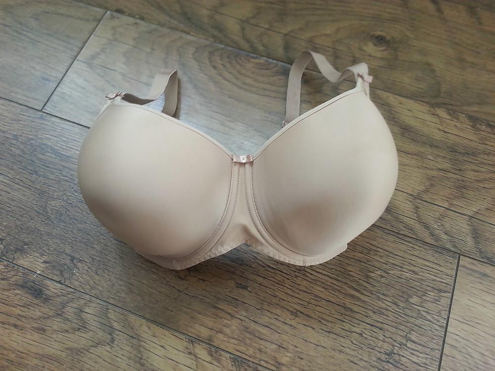 25P Bra shot