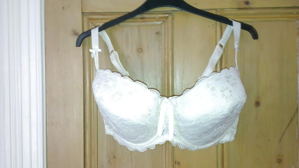 25P Bra shot